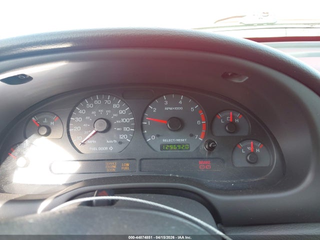 44874851 :رقم المزاد ، 1FAFP44402F124608 vin ، 2002 Ford Mustang مزاد بيع