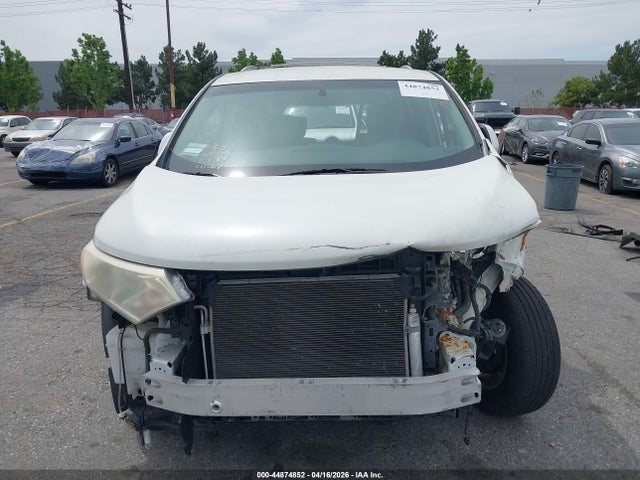 Nissan Quest Sv 2015 JN8AE2KP2F9131743 Image 13