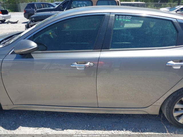 5XXGT4L30JG222962 KIA Optima Lx