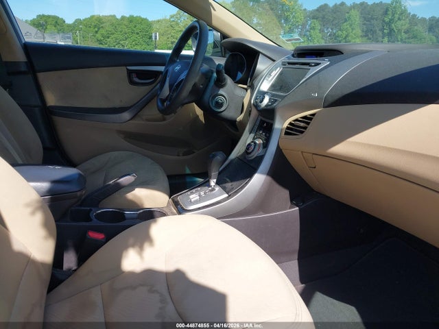 2011 HYUNDAI ELANTRA 5NPDH4AE3BH046617 Photo 4