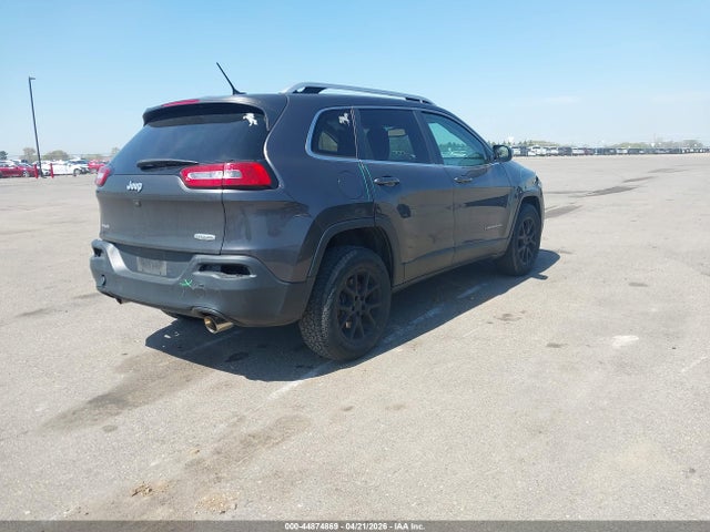 1C4PJMCS9FW538699 Jeep Cherokee Latitude