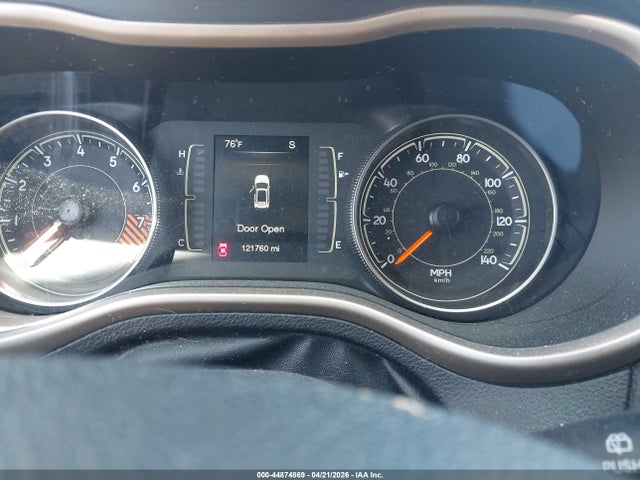 1C4PJMCS9FW538699 Jeep Cherokee Latitude