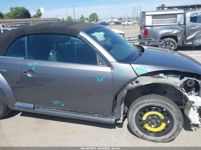 2013 Volkswagen Beetle 2.5l მანქანა იყიდება აუქციონზე, vin: 3VW5P7AT2DM810782, აუქციონის ნომერი: 44874912