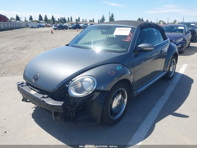 2013 Volkswagen Beetle 2.5l მანქანა იყიდება აუქციონზე, vin: 3VW5P7AT2DM810782, აუქციონის ნომერი: 44874912