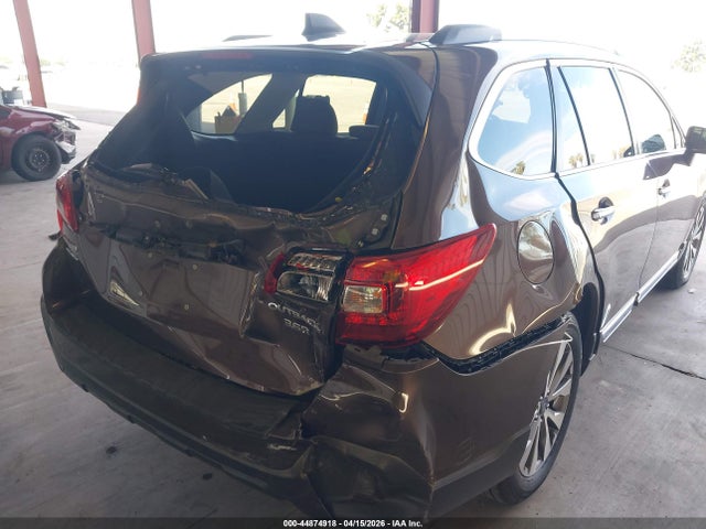 4S4BSETC5K3382433 Subaru Outback 3.6r Touring