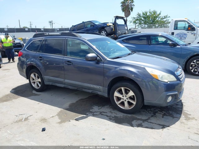 Продаж на аукціоні авто 2014 Subaru Outback 2.5i Limited, vin: 4S4BRBKC2E3264078, номер лоту: 44874923