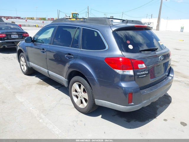 Продаж на аукціоні авто 2014 Subaru Outback 2.5i Limited, vin: 4S4BRBKC2E3264078, номер лоту: 44874923