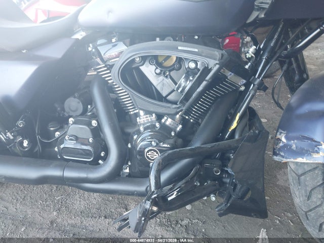 44874933 :رقم المزاد ، 1HD1KH71XSB612448 vin ، 2025 Harley-davidson Fltrx مزاد بيع