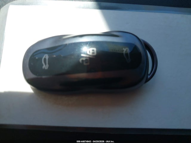 44874943 :رقم المزاد ، 5YJ3E1EA9MF923493 vin ، 2021 Tesla Model 3 Standard Range Plus Rear-wheel Drive مزاد بيع