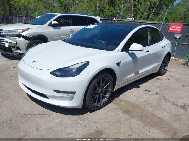44874943 :رقم المزاد ، 5YJ3E1EA9MF923493 vin ، 2021 Tesla Model 3 Standard Range Plus Rear-wheel Drive مزاد بيع