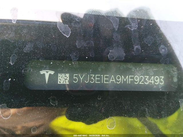44874943 :رقم المزاد ، 5YJ3E1EA9MF923493 vin ، 2021 Tesla Model 3 Standard Range Plus Rear-wheel Drive مزاد بيع