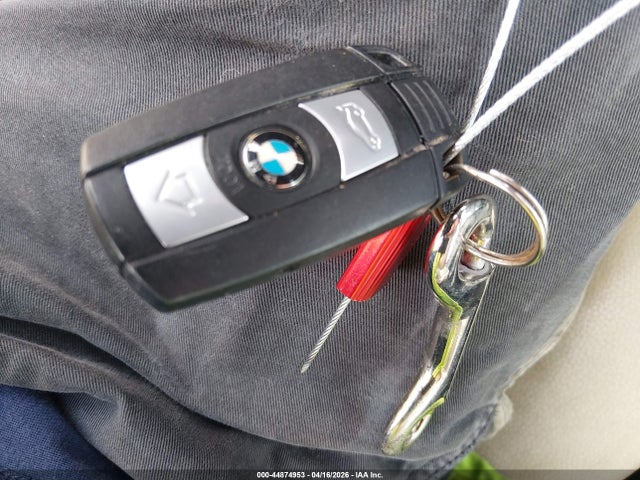 2011 Bmw 335i მანქანა იყიდება აუქციონზე, vin: WBADX7C56BE742841, აუქციონის ნომერი: 44874953