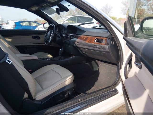 2011 Bmw 335i მანქანა იყიდება აუქციონზე, vin: WBADX7C56BE742841, აუქციონის ნომერი: 44874953