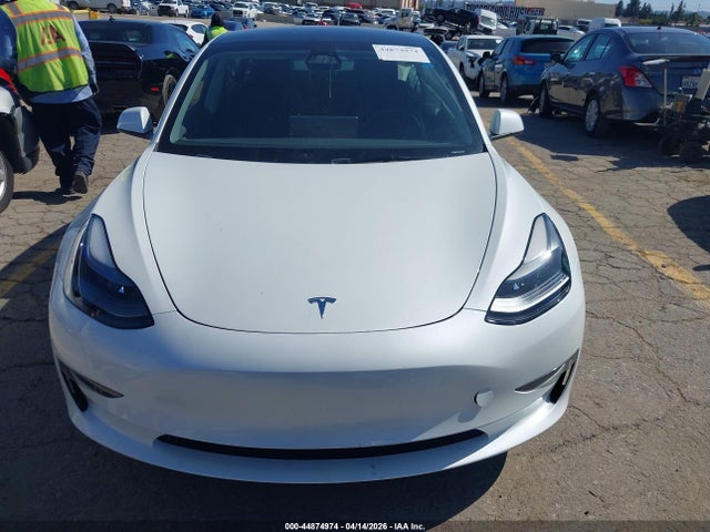 2023 Tesla Model 3 Rear-wheel Drive მანქანა იყიდება აუქციონზე, vin: 5YJ3E1EA6PF713311, აუქციონის ნომერი: 44874974