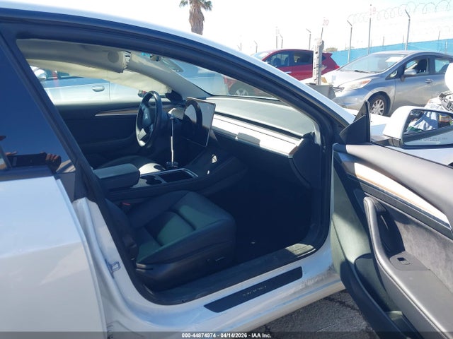 2023 Tesla Model 3 Rear-wheel Drive მანქანა იყიდება აუქციონზე, vin: 5YJ3E1EA6PF713311, აუქციონის ნომერი: 44874974
