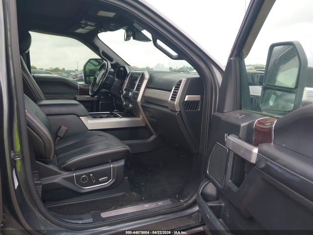 2017 Ford F-350 Platinum მანქანა იყიდება აუქციონზე, vin: 1FT8W3BT8HEB68865, აუქციონის ნომერი: 44875004