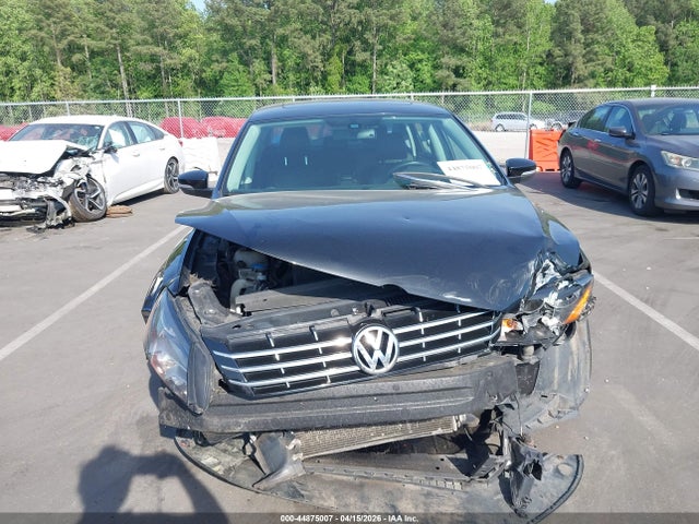 Aukcja sprzedaży 2015 Volkswagen Passat 2.0l Tdi Sel Premium, vin: 1VWCV7A32FC033084, numer aukcji: 44875007