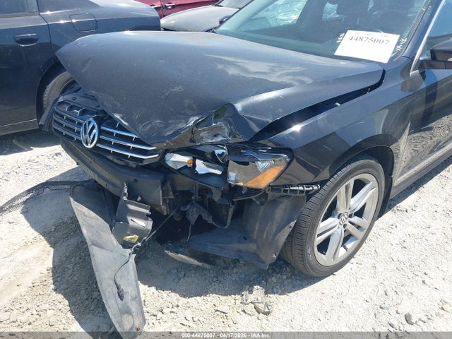 Aukcja sprzedaży 2015 Volkswagen Passat 2.0l Tdi Sel Premium, vin: 1VWCV7A32FC033084, numer aukcji: 44875007