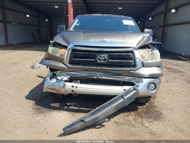 Продажа на аукционе авто 2012 Toyota Tundra Grade 4.6l V8, vin: 5TFUM5F10CX039055, номер лота: 44875014