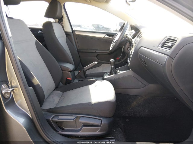 Продажа на аукционе авто 2017 Volkswagen Jetta 1.4t S, vin: 3VW167AJ0HM313803, номер лота: 44875023