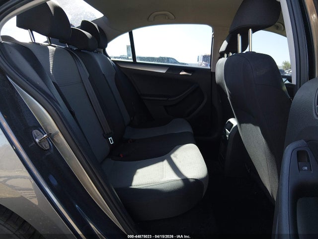 Продажа на аукционе авто 2017 Volkswagen Jetta 1.4t S, vin: 3VW167AJ0HM313803, номер лота: 44875023