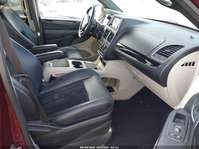 Продажа на аукционе авто 2017 Dodge Grand Caravan Sxt, vin: 2C4RDGCG2HR827481, номер лота: 44875025