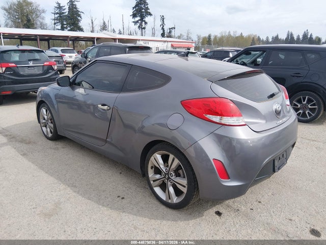 2016 Hyundai Veloster მანქანა იყიდება აუქციონზე, vin: KMHTC6AD6GU291935, აუქციონის ნომერი: 44875036