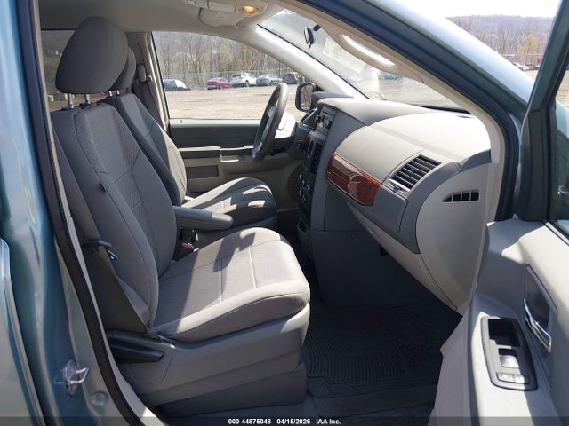 2008 Chrysler Town & Country Lx მანქანა იყიდება აუქციონზე, vin: 2A8HR44H78R607488, აუქციონის ნომერი: 44875048