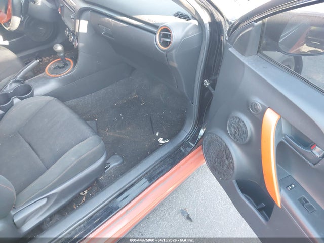 2015 SCION TC JTKJF5C71FJ006829 Photo 4