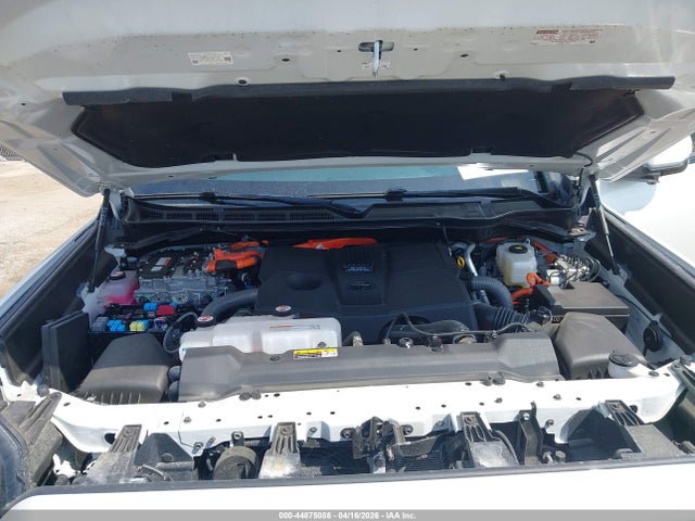 Toyota Sequoia Platinum 2026 7SVAAABA3TX077704 Image 10