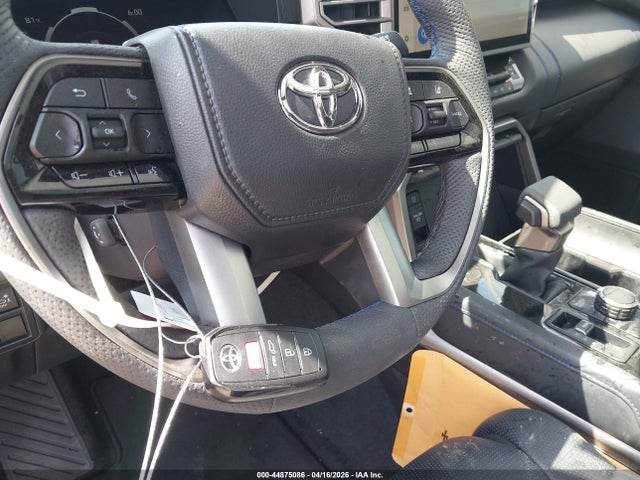 Toyota Sequoia Platinum 2026 7SVAAABA3TX077704 Image 11