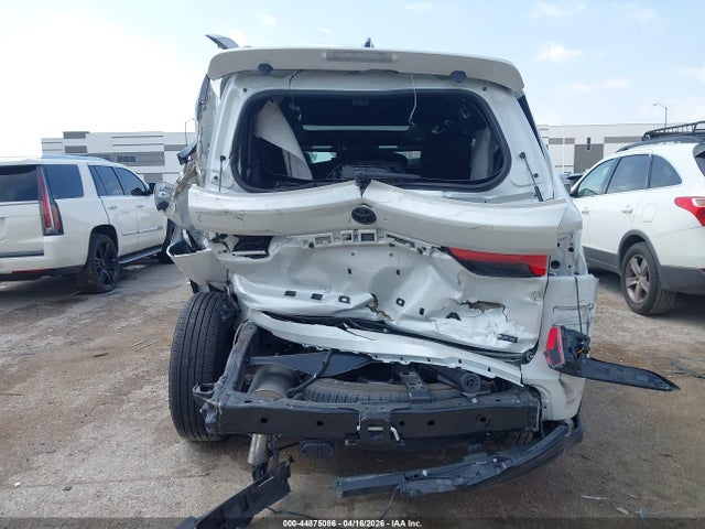 Toyota Sequoia Platinum 2026 7SVAAABA3TX077704 Image 16