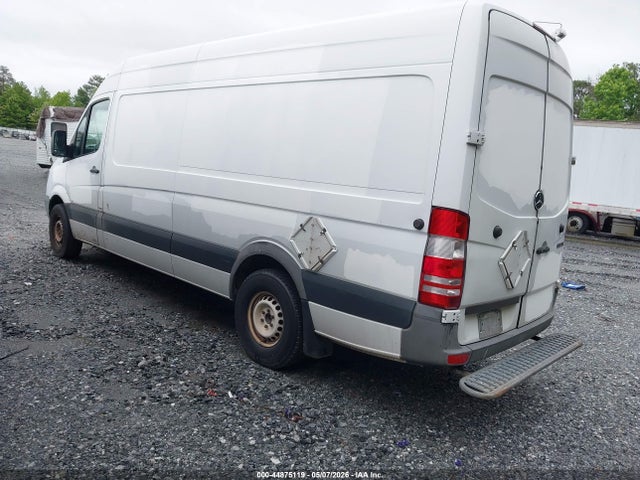 44875119 :رقم المزاد ، WD3PE8CB8B5608845 vin ، 2011 Mercedes-benz Sprinter 2500 High Roof مزاد بيع