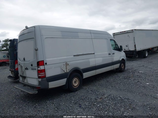 44875119 :رقم المزاد ، WD3PE8CB8B5608845 vin ، 2011 Mercedes-benz Sprinter 2500 High Roof مزاد بيع
