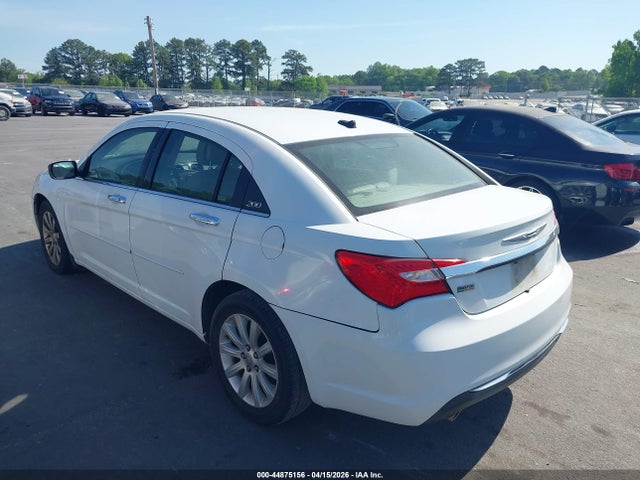 2013 CHRYSLER 200 1C3CCBCG8DN559060 Photo 2