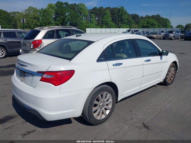 2013 CHRYSLER 200 1C3CCBCG8DN559060 Photo 3