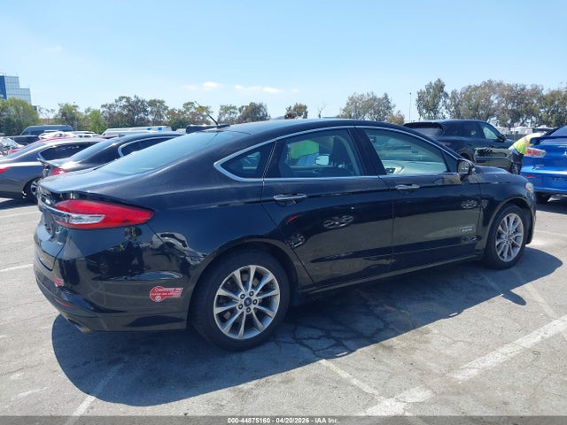 Aukcja sprzedaży 2018 Ford Fusion Energi Se Luxury, vin: 3FA6P0PUXJR211695, numer aukcji: 44875160