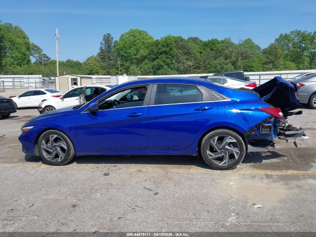 2025 Hyundai Elantra Limited მანქანა იყიდება აუქციონზე, vin: KMHLP4DG5SU872351, აუქციონის ნომერი: 44875171