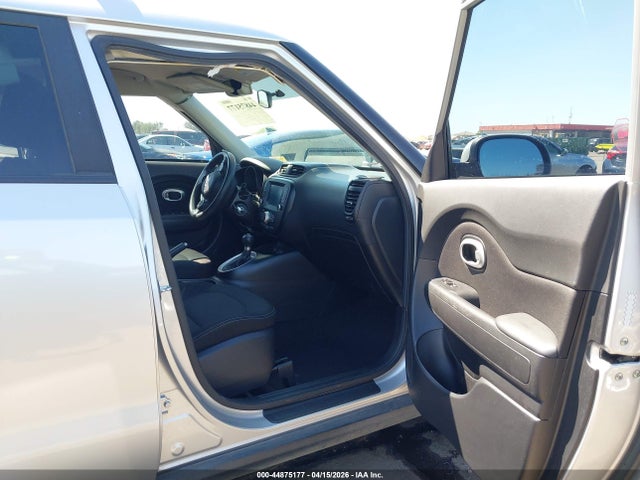 44875177 :رقم المزاد ، KNDJP3A52J7527946 vin ، 2018 Kia Soul + مزاد بيع