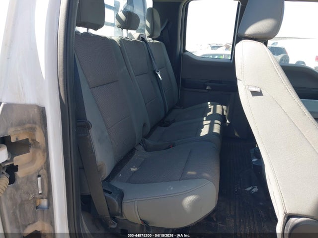 Ford F-350 Chassis Xl 2020 1FD8X3H60LEC64170 Image 8