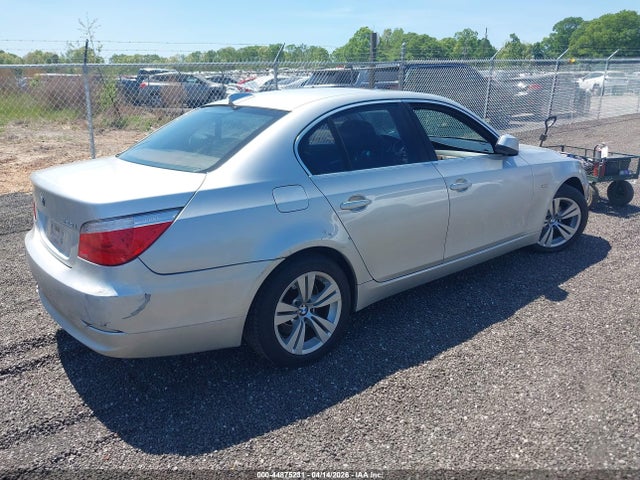 44875231 :رقم المزاد ، WBANU5C57AC363911 vin ، 2010 Bmw 528i مزاد بيع