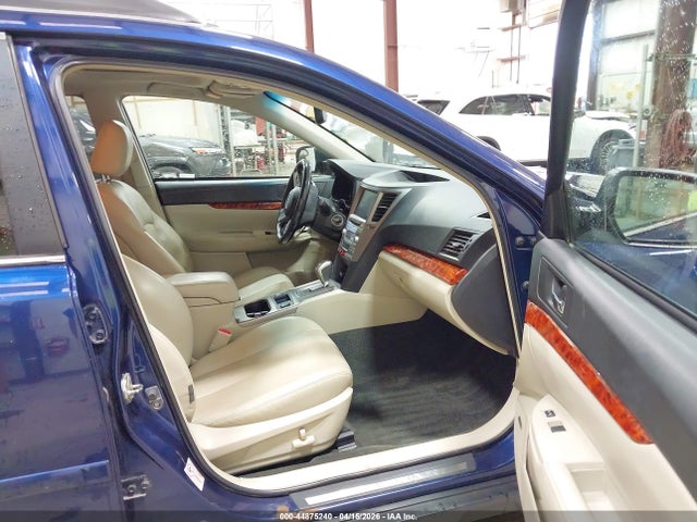 Aukcja sprzedaży 2011 Subaru Outback 3.6r Limited, vin: 4S4BRELC8B2424899, numer aukcji: 44875240
