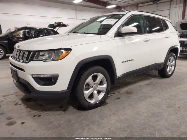 2018 Jeep Compass Latitude 4x4 მანქანა იყიდება აუქციონზე, vin: 3C4NJDBBXJT313828, აუქციონის ნომერი: 44875257