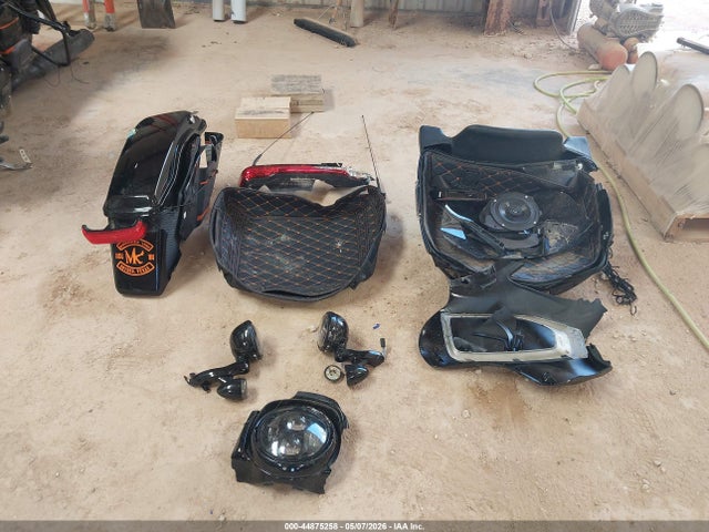 44875258 :رقم المزاد ، 1HD1KEF17NB657335 vin ، 2022 Harley-davidson Flhtk مزاد بيع