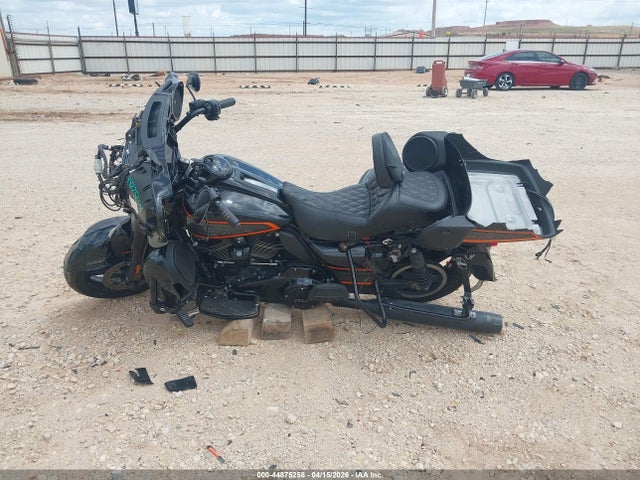 44875258 :رقم المزاد ، 1HD1KEF17NB657335 vin ، 2022 Harley-davidson Flhtk مزاد بيع