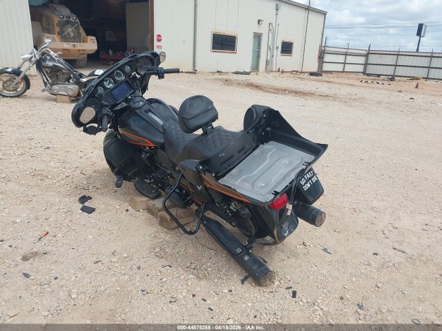 44875258 :رقم المزاد ، 1HD1KEF17NB657335 vin ، 2022 Harley-davidson Flhtk مزاد بيع