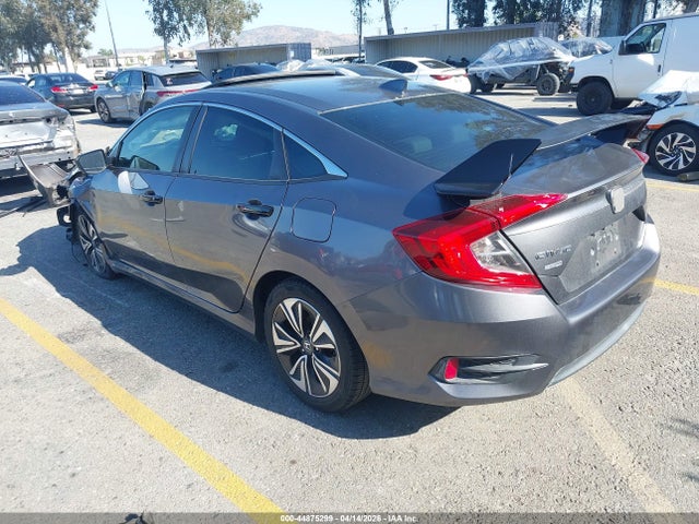 Продажа на аукционе авто 2018 Honda Civic Ex-l, vin: JHMFC1F74JX037698, номер лота: 44875299