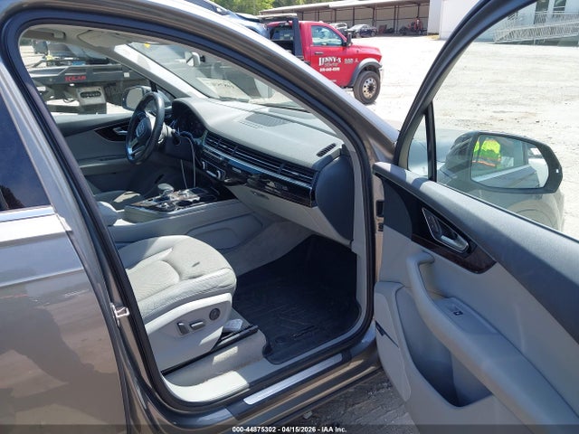Продаж на аукціоні авто 2017 Audi Q7 3.0t Premium, vin: WA1VAAF71HD007793, номер лоту: 44875302