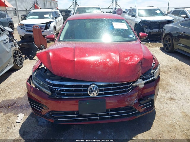 Aukcja sprzedaży 2018 Volkswagen Passat 2.0t R-line/2.0t S, vin: 1VWAA7A3XJC011233, numer aukcji: 44875308