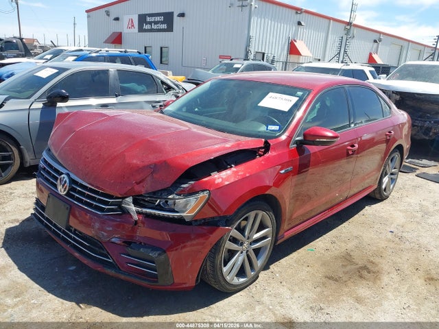 Aukcja sprzedaży 2018 Volkswagen Passat 2.0t R-line/2.0t S, vin: 1VWAA7A3XJC011233, numer aukcji: 44875308